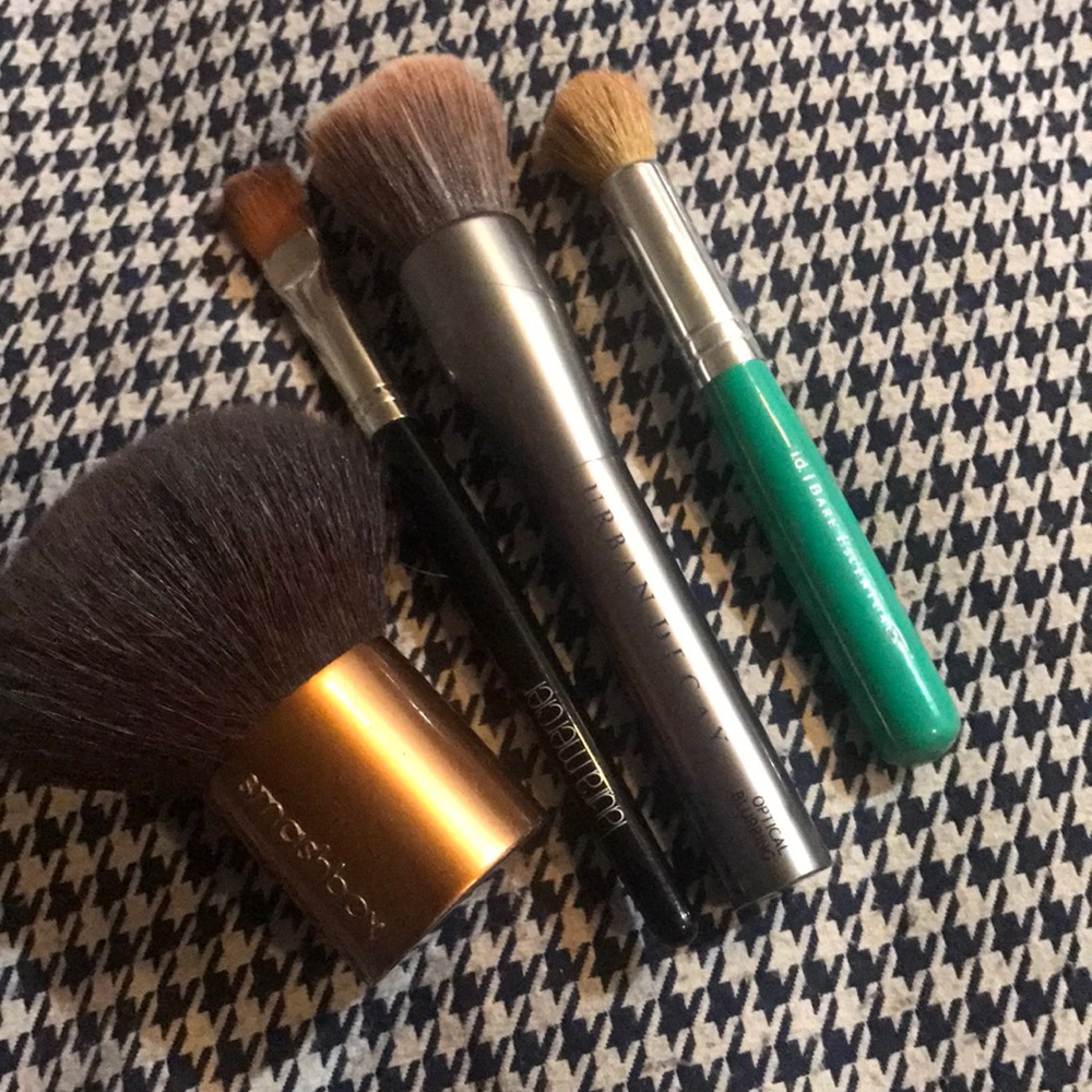 Make up brush set